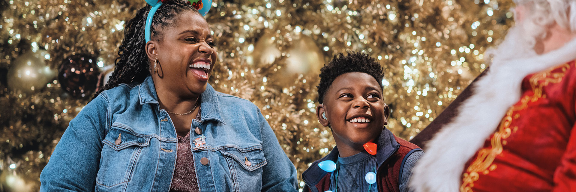 Mom, Son and Santa Very Merrytime