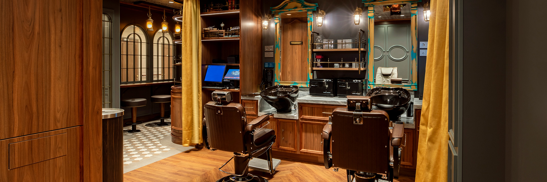 Hook's on the Wish; barber shop